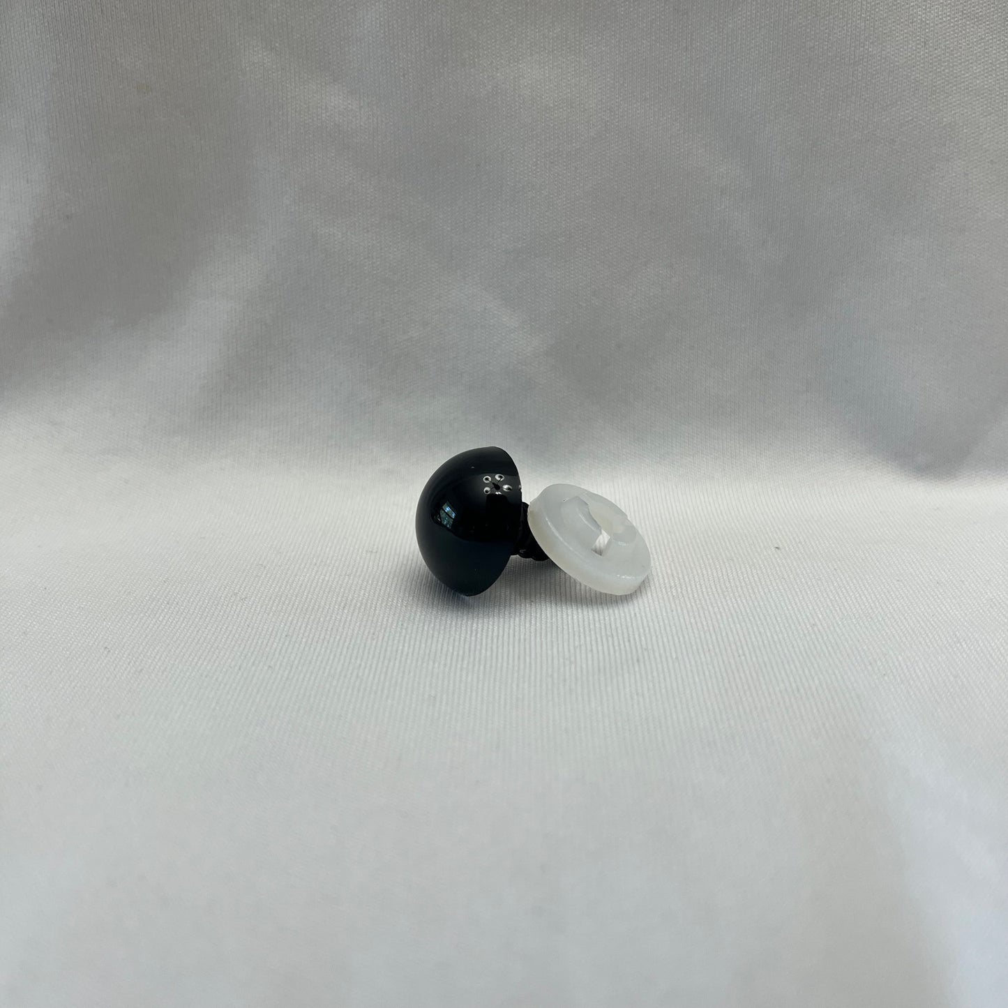 18mm Safety Eyes - Black