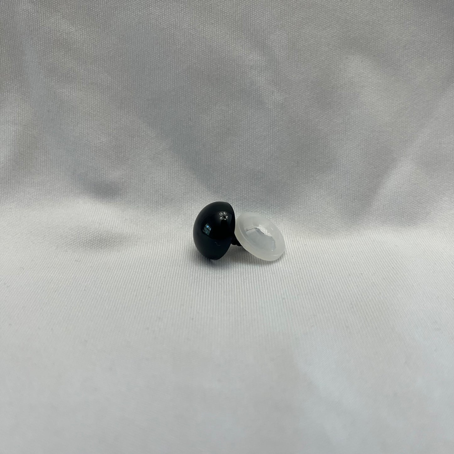 16mm Safety Eyes - Black