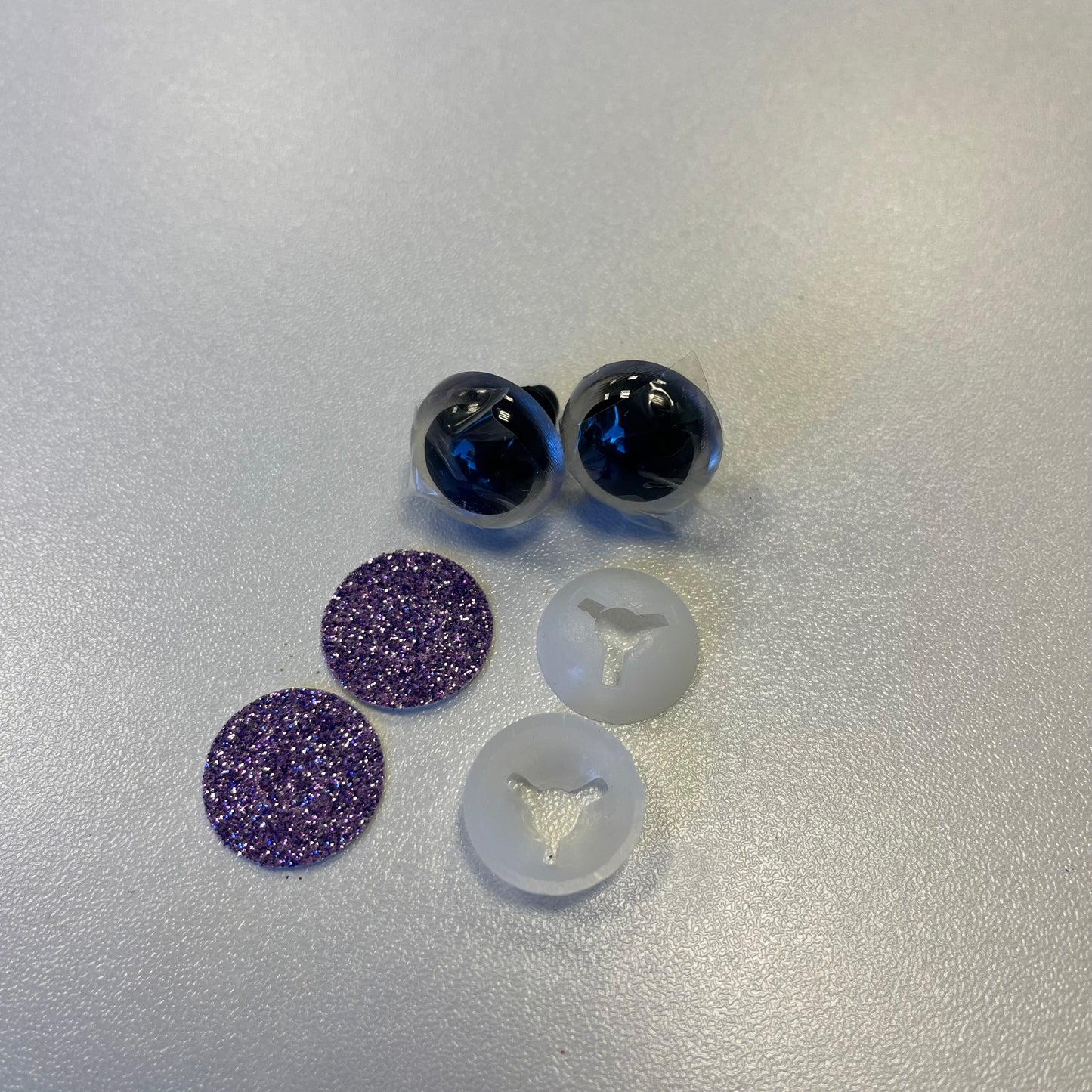18mm Safety Eyes - Glitter Purple