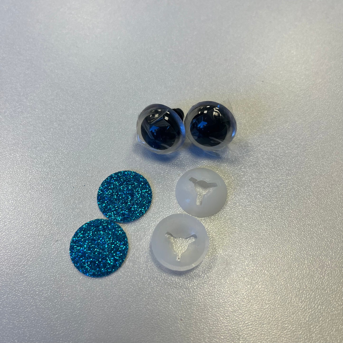 18mm Safety Eyes - Glitter Blue