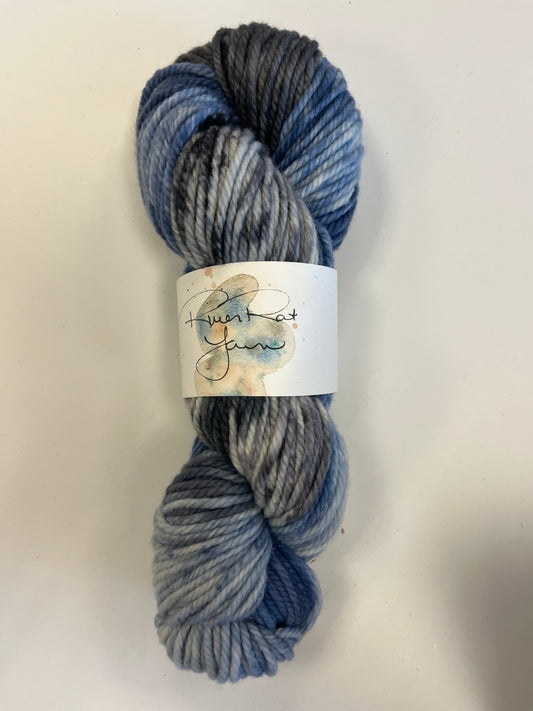 RiverRat Yarn Merino Bulky Weight - Skunk on a Blueberry Bush
