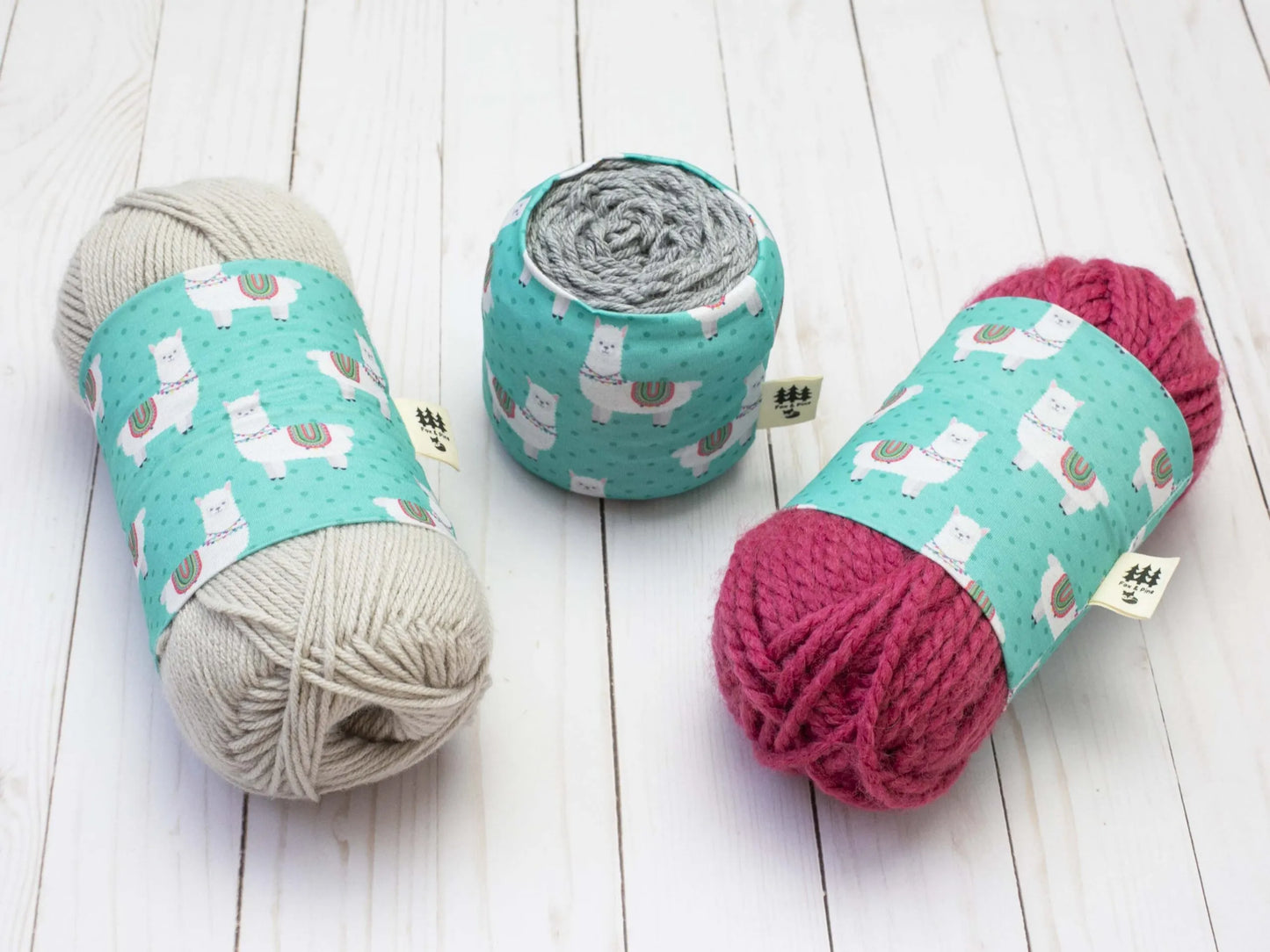 Fox & Pine Stitches Yarn Sweater - Lovely Llama