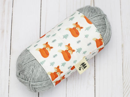 Fox & Pine Stitches Yarn Sweater - Friendly Fox