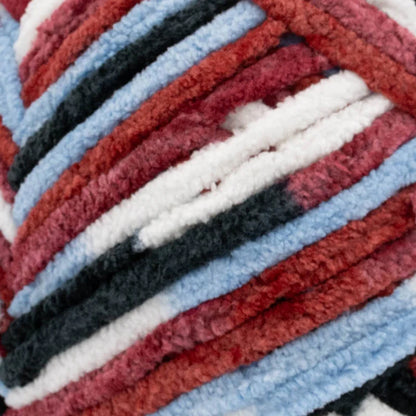 Lion Brand Yarns Cover Story Favorite Blanket - Burrr-Berry